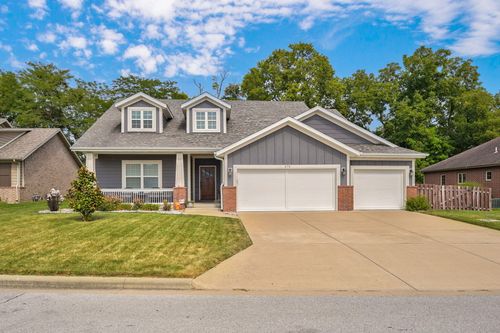 676 Greer Ave, Nixa, MO, 65714-7637 | Card Image