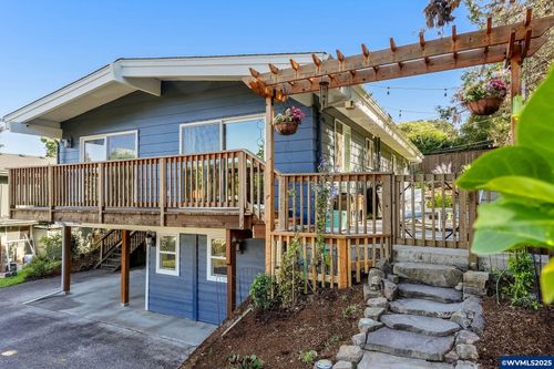 2910 Nw Ashwood Dr, Corvallis, OR, 97330-1256 | Card Image