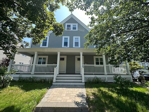 1-111 Magoun Ave, Medford, MA, 02155-4852 | Card Image
