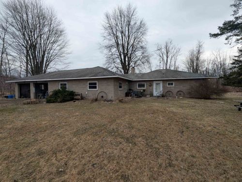 4438 Reynolds Rd, Turner, MI, 48765-9771 | Card Image