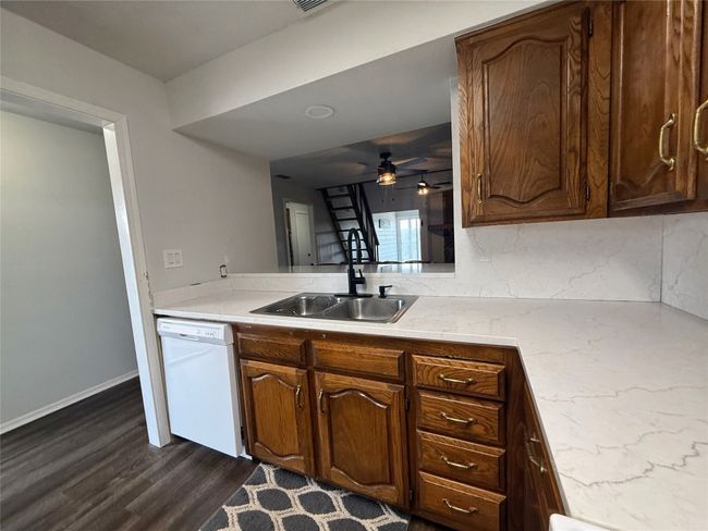 D204 - 3033 Hells Gate Loop, Condo with 2 bedrooms, 2 bathrooms and null parking in Strawn TX | Image 10