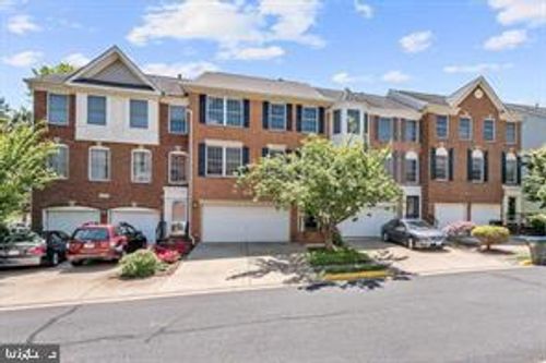4036 Royal Lytham Dr, FAIRFAX, VA, 22033-2015 | Card Image