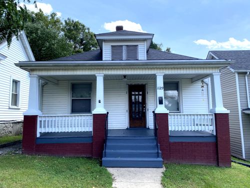 1129 Stewart Ave Se, Roanoke, VA, 24013-1527 | Card Image