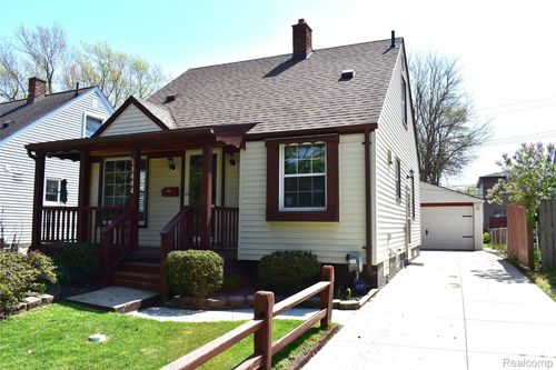 1444 Orchard St, Ferndale, MI, 48220-1534 | Card Image