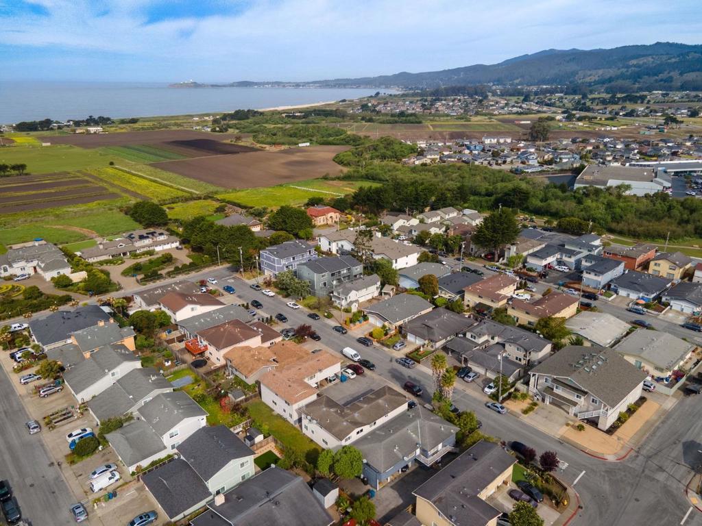 Residential Income in Half Moon Bay 4