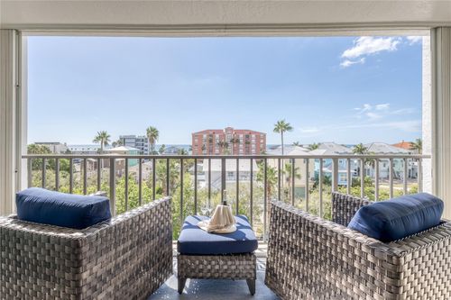 510-19111 Vista Bay Dr, INDIAN SHORES, FL, 33785-2128 | Card Image