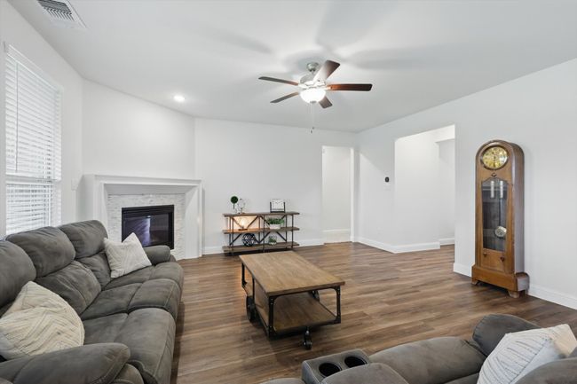 1412 Wolf Ridge Run, House other with 4 bedrooms, 5 bathrooms and null parking in Gunter TX | Image 9