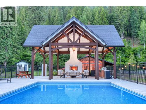 3290 Little Slocan South Rd, Winlaw, BC, V0G2J0 | Card Image