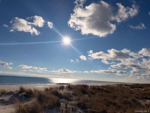 409a Dune Rd, Westhampton Beach, NY, 11978-2944 | Card Image