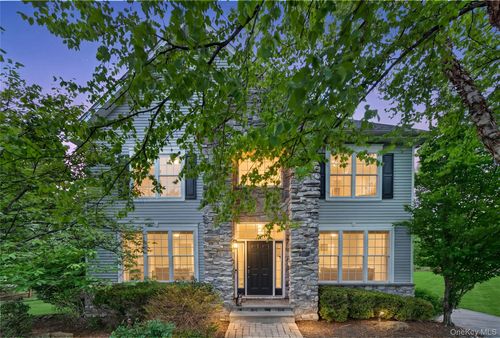 3 Braemar Way, Woodbury, NY, 10930 | Card Image