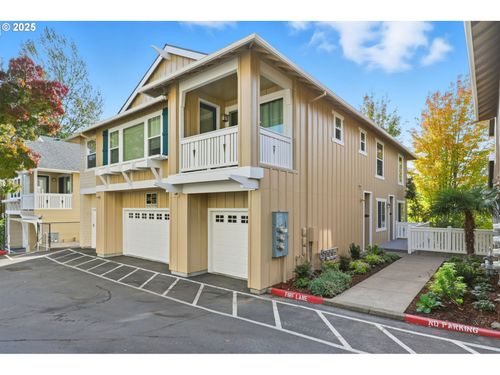 2644 Sw Hume Ct, Portland, OR, 97219-3950 | Card Image