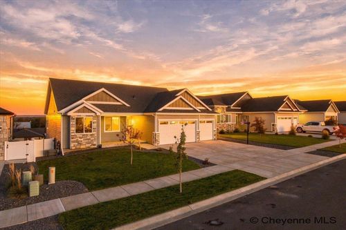 5509 Opal Dr, Cheyenne, WY, 82009 | Card Image