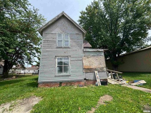 204 S Washington St, Abingdon, IL, 61410-1651 | Card Image