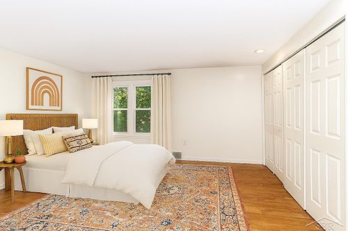 4917 Artcrest Dr, Midland, MI, 48640-2127 | Card Image