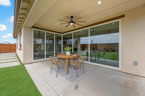 1455 Blossom Way, Dixon, CA, 95620-3882 | Card Image