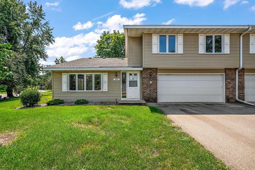 4625 Penkwe Way, Eagan, MN, 55122-3717 | Card Image