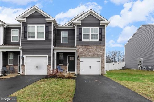 14 Peregrine Way, BURLINGTON, NJ, 08016-4446 | Card Image