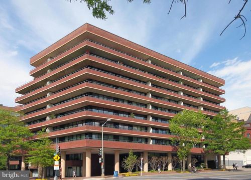 apt-319-2555 Pennsylvania Ave Nw, WASHINGTON, DC, 20037-1640 | Card Image