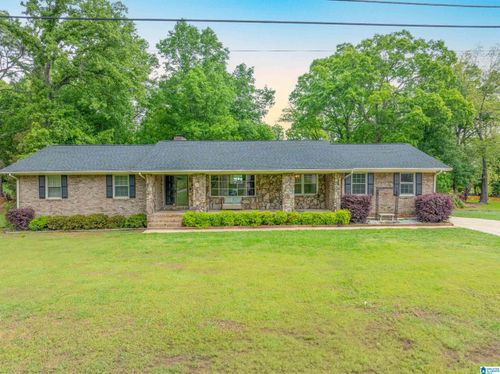 1111 Creek Trl, Anniston, AL, 36206-1049 | Card Image