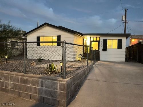 517 Hopi Pl, Boulder City, NV, 89005-3056 | Card Image