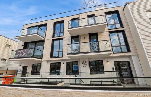 1b-3257 38th Street, New York, NY, 11103 | Card Image