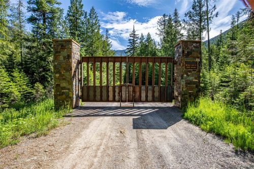 189 Blue Creek Rd, Heron, MT, 59844-9509 | Card Image