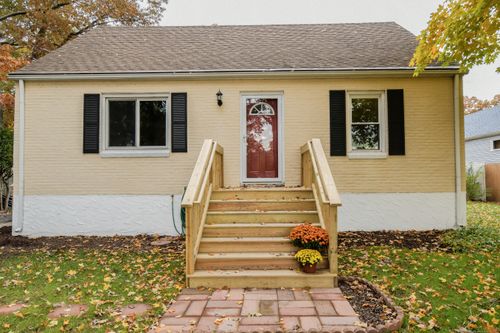 101 Blakeslee Ave, North Haven, CT, 06473-1947 | Card Image