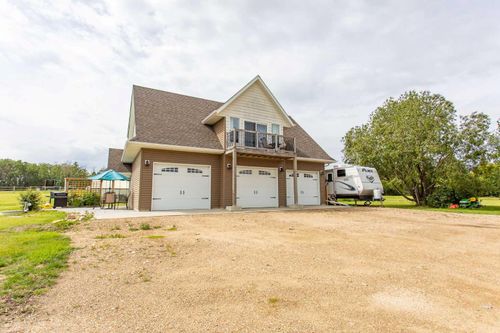 25309 Township Road 410, Rural Lacombe County, AB, T4L2N4 | Card Image