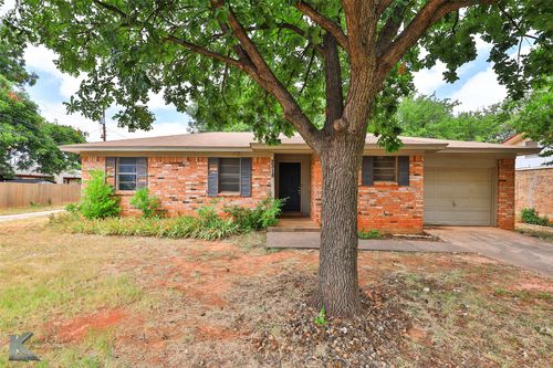 2318 Westwood Dr, Abilene, TX, 79603-2403 | Card Image