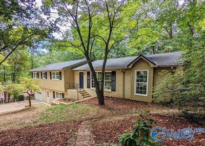 2013 Orba Drive, House other with 5 bedrooms, 2 bathrooms and null parking in Huntsville AL | Image 1