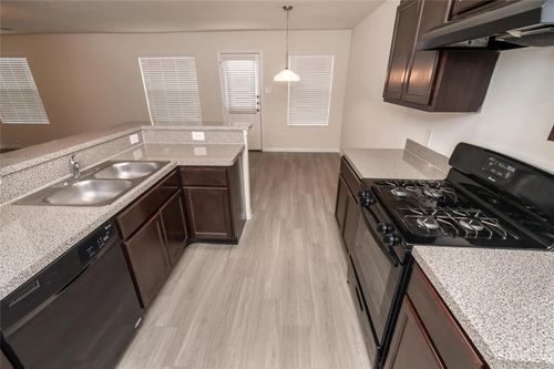 5466 Quail Cove Ln, Houston, TX, 77053-5200 | Card Image