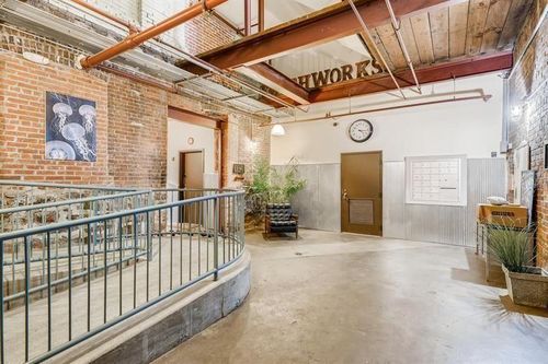 4-19 Hilliard St Se, Atlanta, GA, 30312-4009 | Card Image