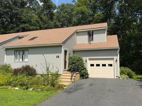 b-5 Meadow Oak Ln, Deerfield, MA, 01373 | Card Image