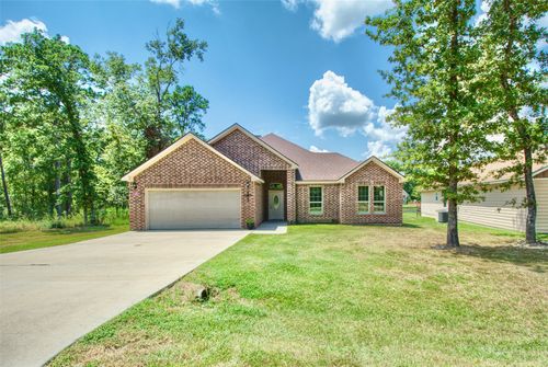 109 Westwood Dr W, Trinity, TX, 75862-8920 | Card Image