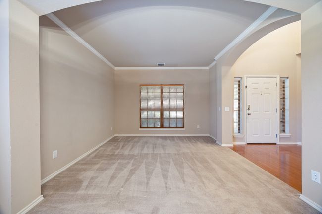 Formal living off entry | Image 5