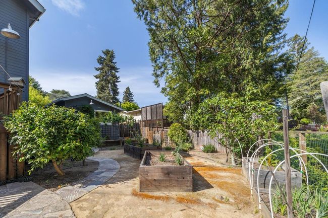 115 Cascade Dr, House other with 3 bedrooms, 3 bathrooms and 4 parking in Fairfax CA | Image 75