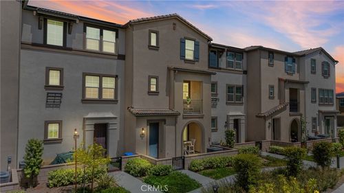 40815 Melrose Dr, Temecula, CA, 92591-6069 | Card Image