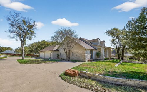 2104 Wills Way Dr, Granbury, TX, 76049-8059 | Card Image