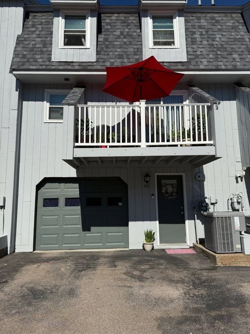 26-26 Bluestone Dr, Nashua, NH, 03060-6821 | Card Image