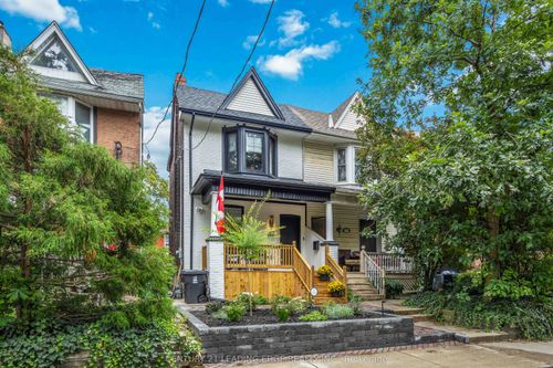 37 Bertmount Ave, Toronto, ON, M4M2X8 | Card Image