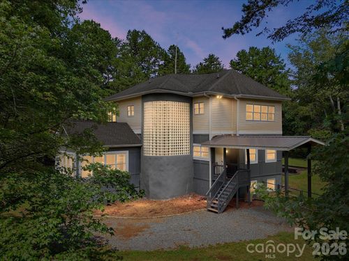 9821 Harvest Ln, Davidson, NC, 28036-7596 | Card Image