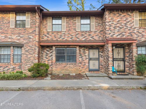 802-810 Highland Drive, Knoxville, TN, 37912 | Card Image