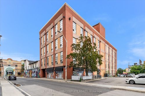 402-11 Rebecca St, Hamilton, ON, L8R3H7 | Card Image