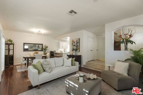 102-15721 Cobalt Street, Sylmar, CA, 91342 | Card Image