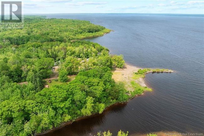 466 Cumberland Point Rd, Home with 4 bedrooms, 2 bathrooms and null parking in Cumberland Bay NB | Image 36