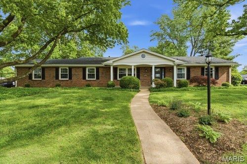 405 Trail Grove Ct, Ballwin, MO, 63011-2616 | Card Image