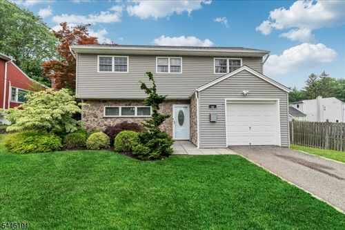 81 Summit Ave, Butler, NJ, 07405-1617 | Card Image