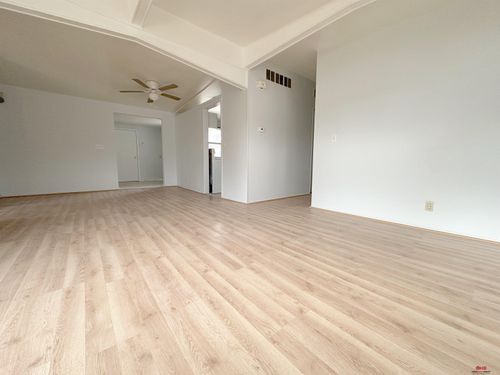 4925 Colfax Ave, Lincoln, NE, 68504-1749 | Card Image