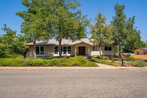 3410 Scenic Dr, Redding, CA, 96001-0119 | Card Image