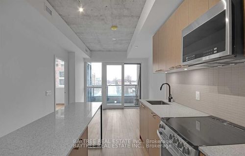 216-1808 St Clair Ave W, Toronto, ON, M6N0C1 | Card Image